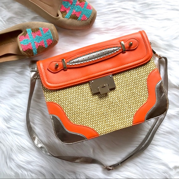 Nila Anthony Handbags - NILA ANTHONY Metallic Straw Clutch Bag Purse